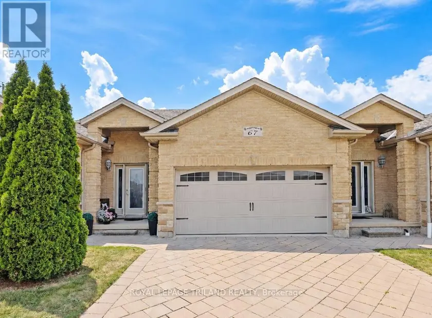Townhouse at 67 - 70 TANOAK DRIVE, London North