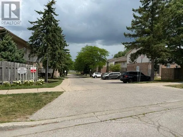 Townhouse at 42 - 1855 ALDERSBROOK ROAD W, London North