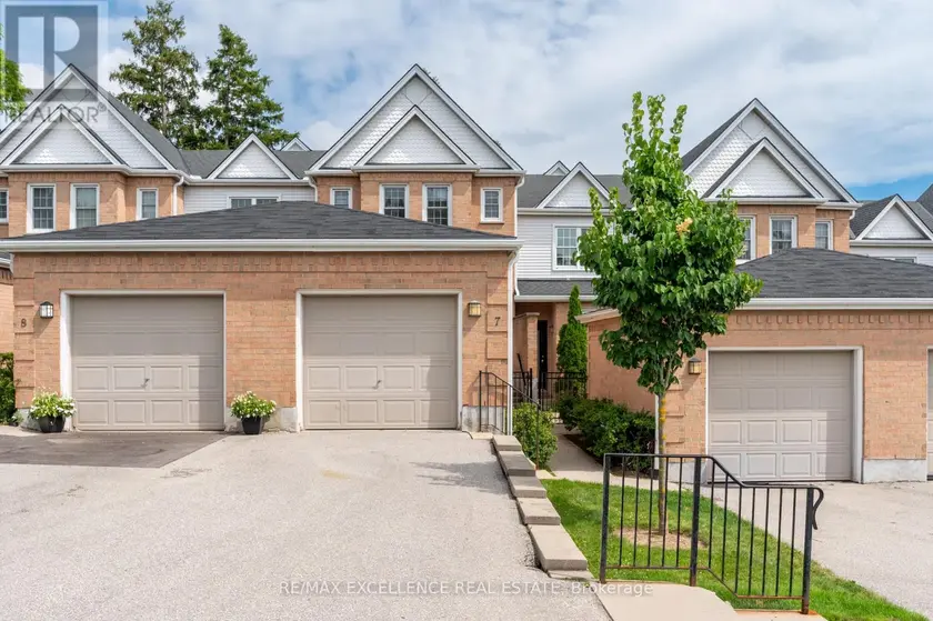 Townhouse at 7 - 1570 RICHMOND STREET, London