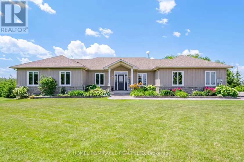 Detached at 112060 11TH LINE, East Garafraxa