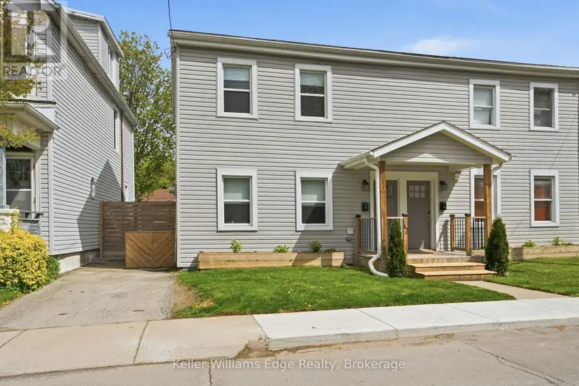 Semi-Detached/Link at 47 NEW STREET, Hamilton