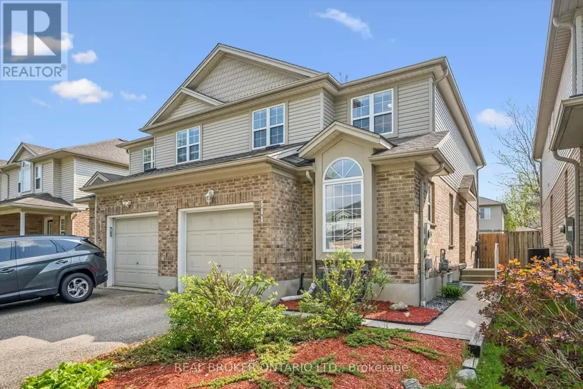 Semi-Detached/Link at 511 DANSBURY DRIVE, Waterloo