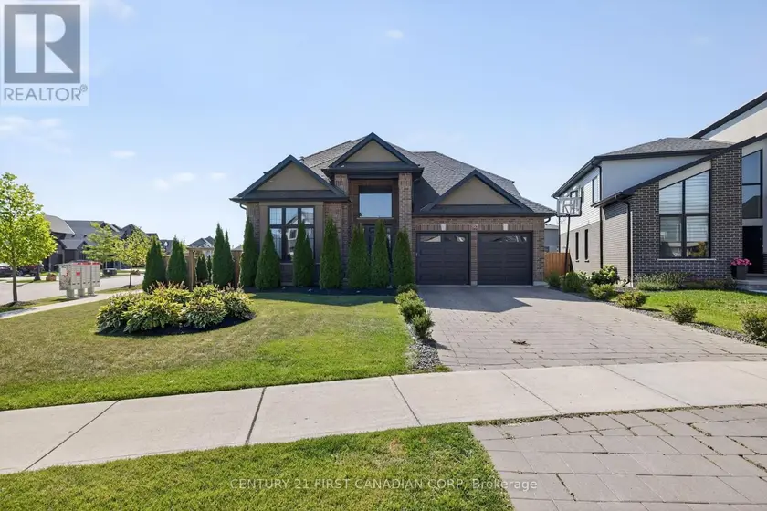 Detached at 703 ZAIFMAN CIRCLE, London North