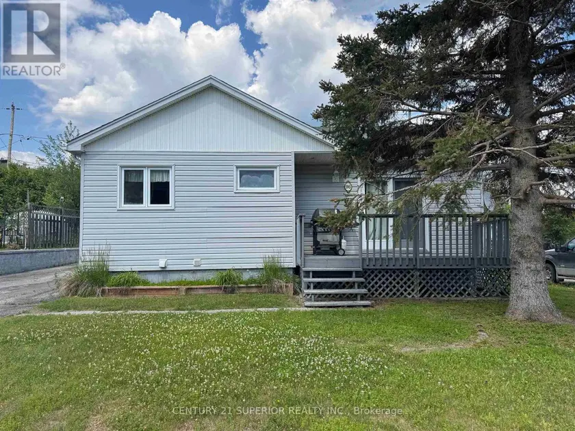 Detached at 96 WARBLER DRIVE, Manitouwadge