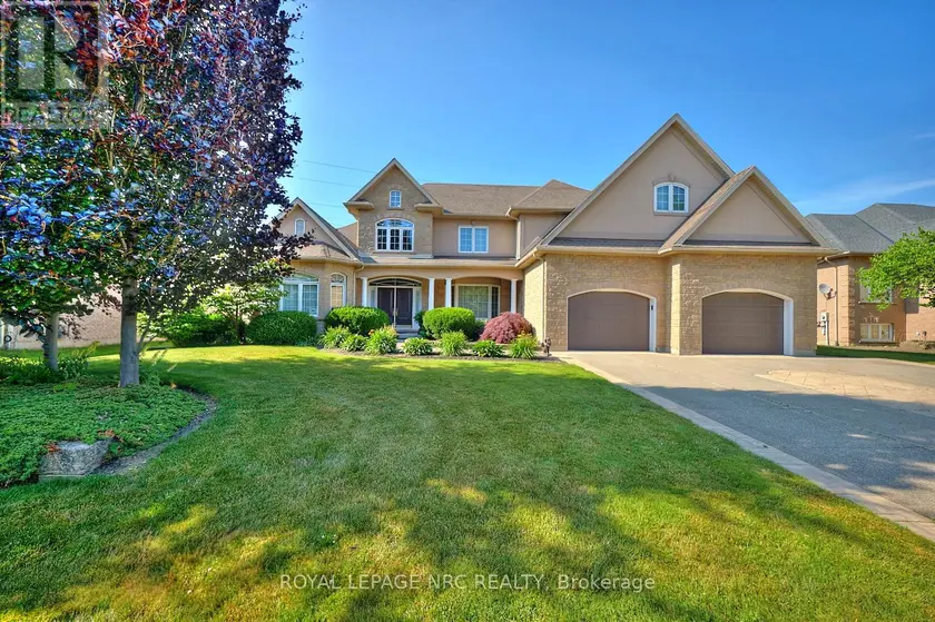 Detached at 7995 CATHEDRAL DRIVE, Niagara Falls