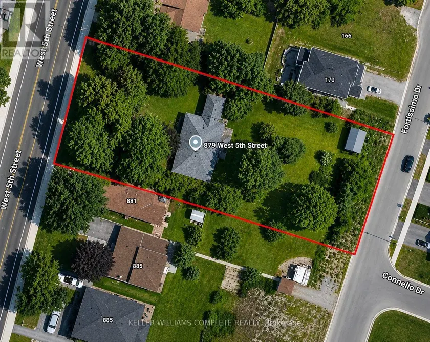Detached at 879 WEST 5TH STREET, Hamilton (Gourley)