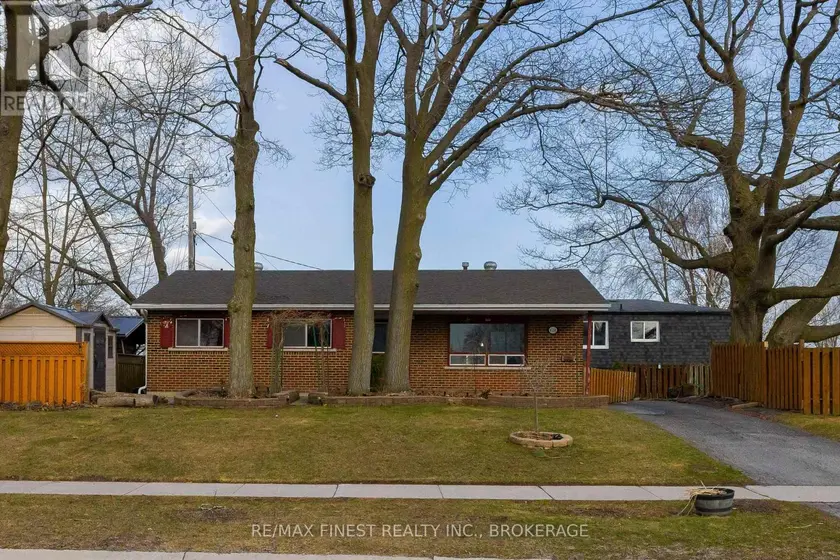 Detached at 628 STANFORD STREET, Kingston