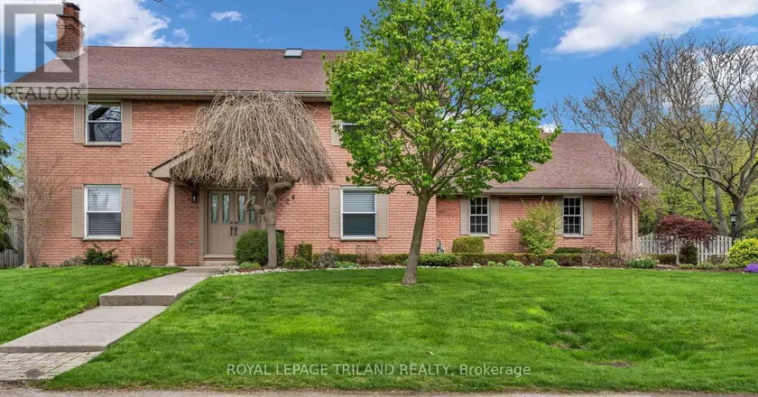Detached at 26 NORTHCREST DRIVE, London North
