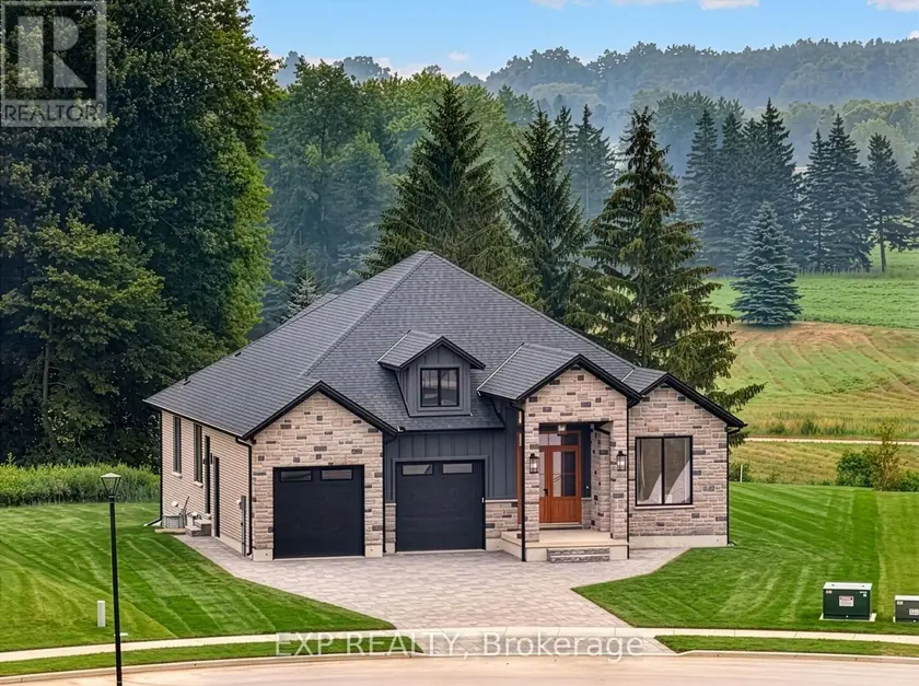 Detached at 29 DEARING DRIVE, South Huron