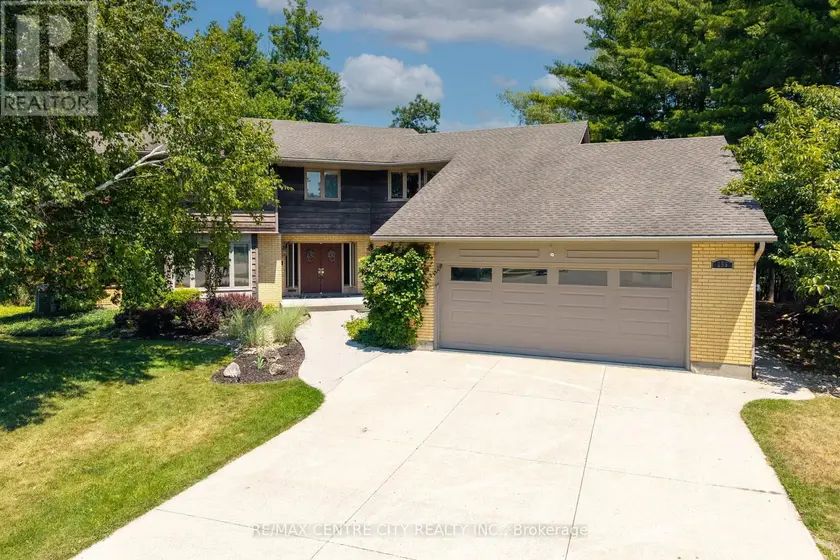Detached at 255 MILL POND CRESCENT, Strathroy-Caradoc