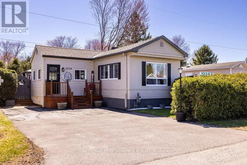 Detached at 1034 VISTA BARRETT PRIVATE, Ottawa