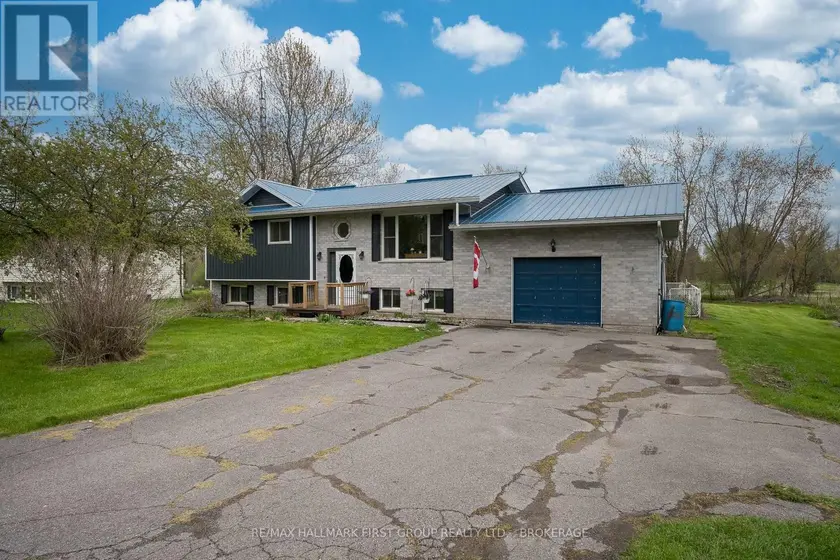 Detached at 2220 COUNTY 11 ROAD, Greater Napanee