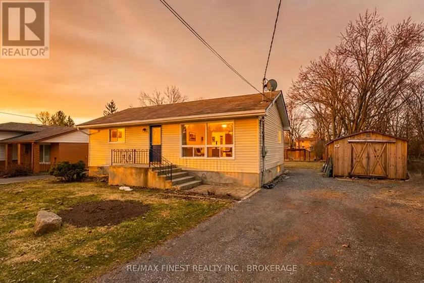 Detached at 3007 PRINCESS STREET, Kingston