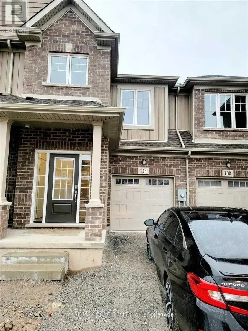Townhouse at 134 SYCAMORE STREET, Welland
