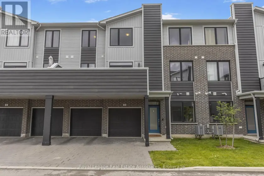 Townhouse at 16 - 177 EDGEVALLEY ROAD, London