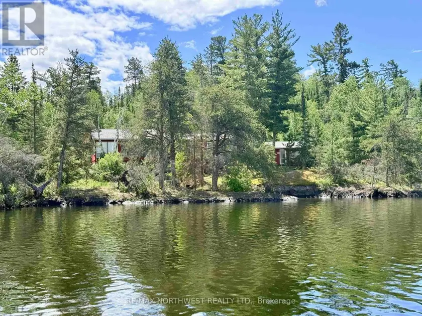 Detached at PCL 26231 TRINITY BAY, Kenora Remote Area