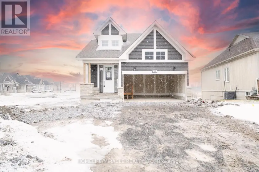 Detached at 33 COUNTRY CLUB DRIVE, Loyalist