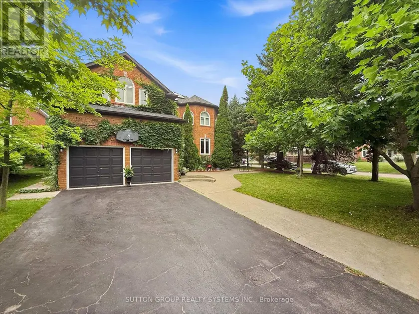 Detached at 7 ARNHEM COURT, Hamilton