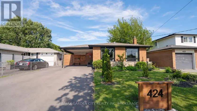 Detached at 424 VINE STREET, St. Catharines