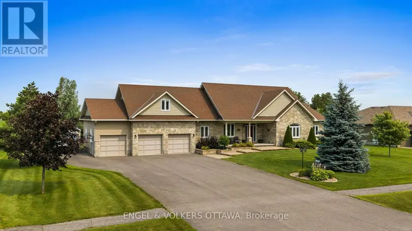 Detached at 5579 LOMBARDY DRIVE, Ottawa