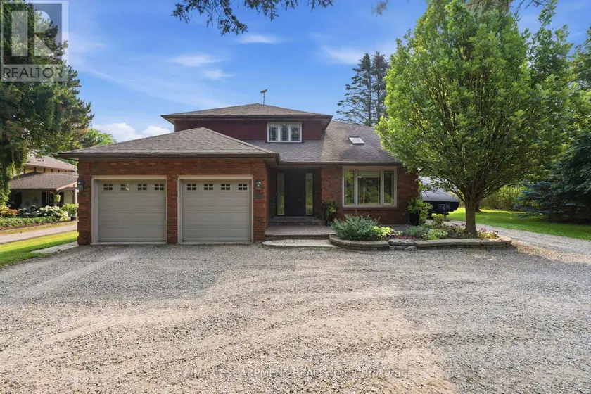 Detached at 108 HIGHWAY 52, Hamilton