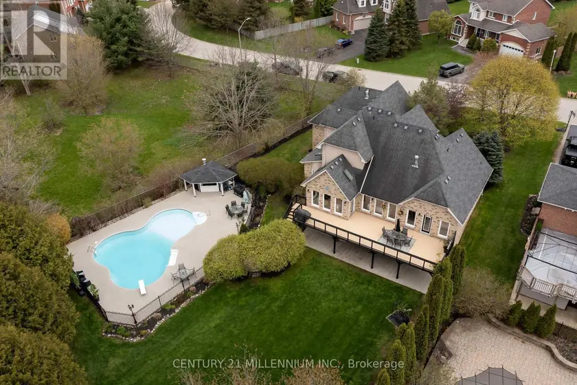 Detached at 49 WATERFORD DRIVE, Erin