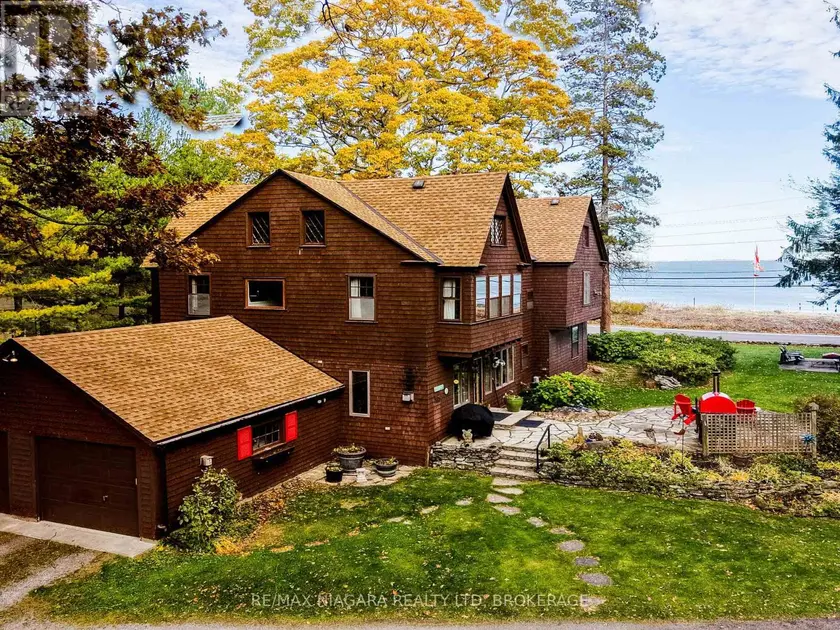 Detached at 725 POINT ABINO ROAD S, Fort Erie