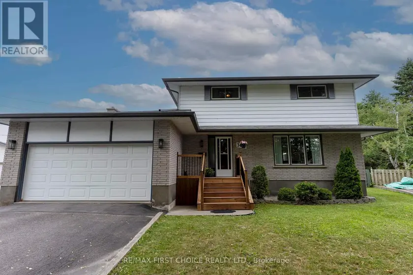 Detached at 386 LAMBTON PLACE, Thunder Bay