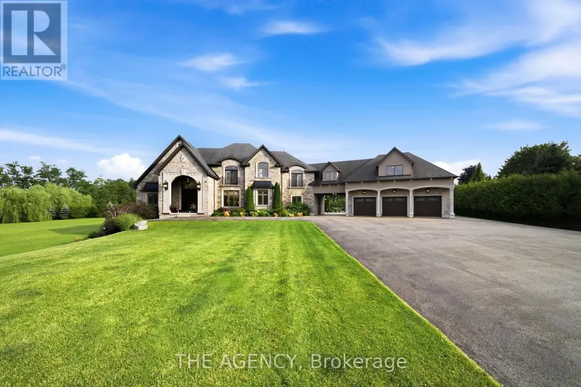 Detached at 7009 WELLINGTON ROAD, Puslinch