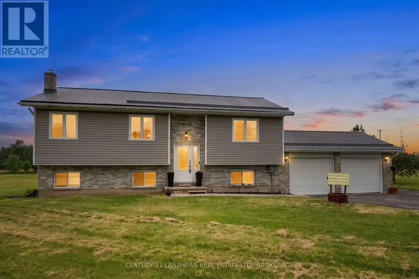 Detached at 3358 SCANLAN ROAD, Frontenac