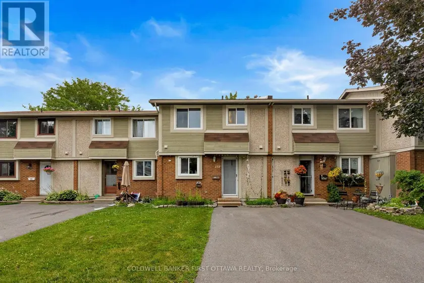 Townhouse at 19 - 158 BARROW CRESCENT, Ottawa