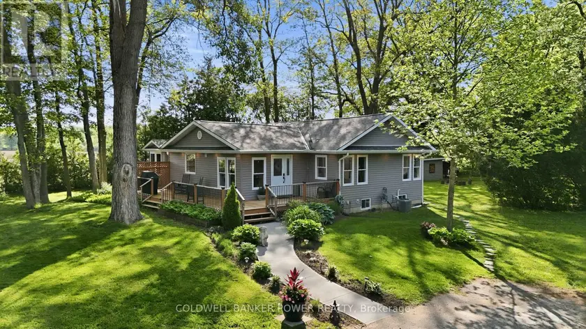 Detached at 26041 QUEENS LINE, West Elgin