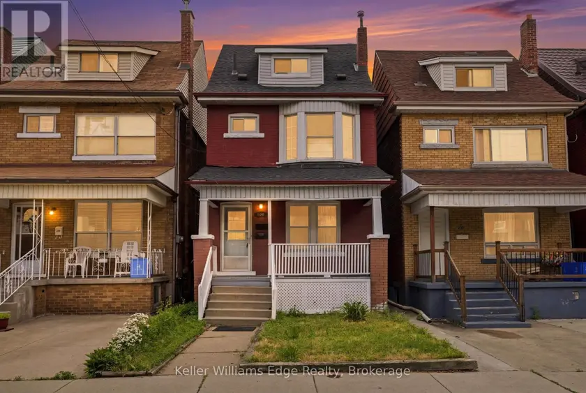 Multiplex at 104 ROSSLYN AVENUE N, Hamilton