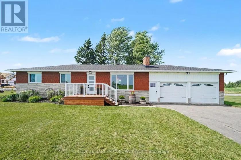 Detached at 11895 CLOVERDALE ROAD, North Dundas