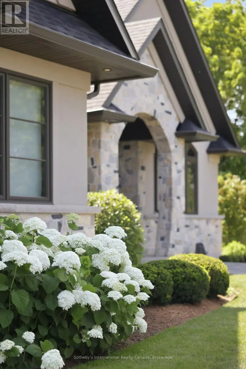 Detached at 1621 MOSER YOUNG ROAD, Wellesley
