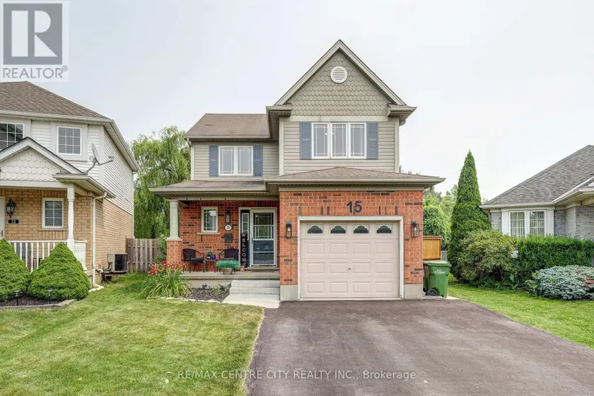 Detached at 15 SCHREYER DRIVE, St. Thomas