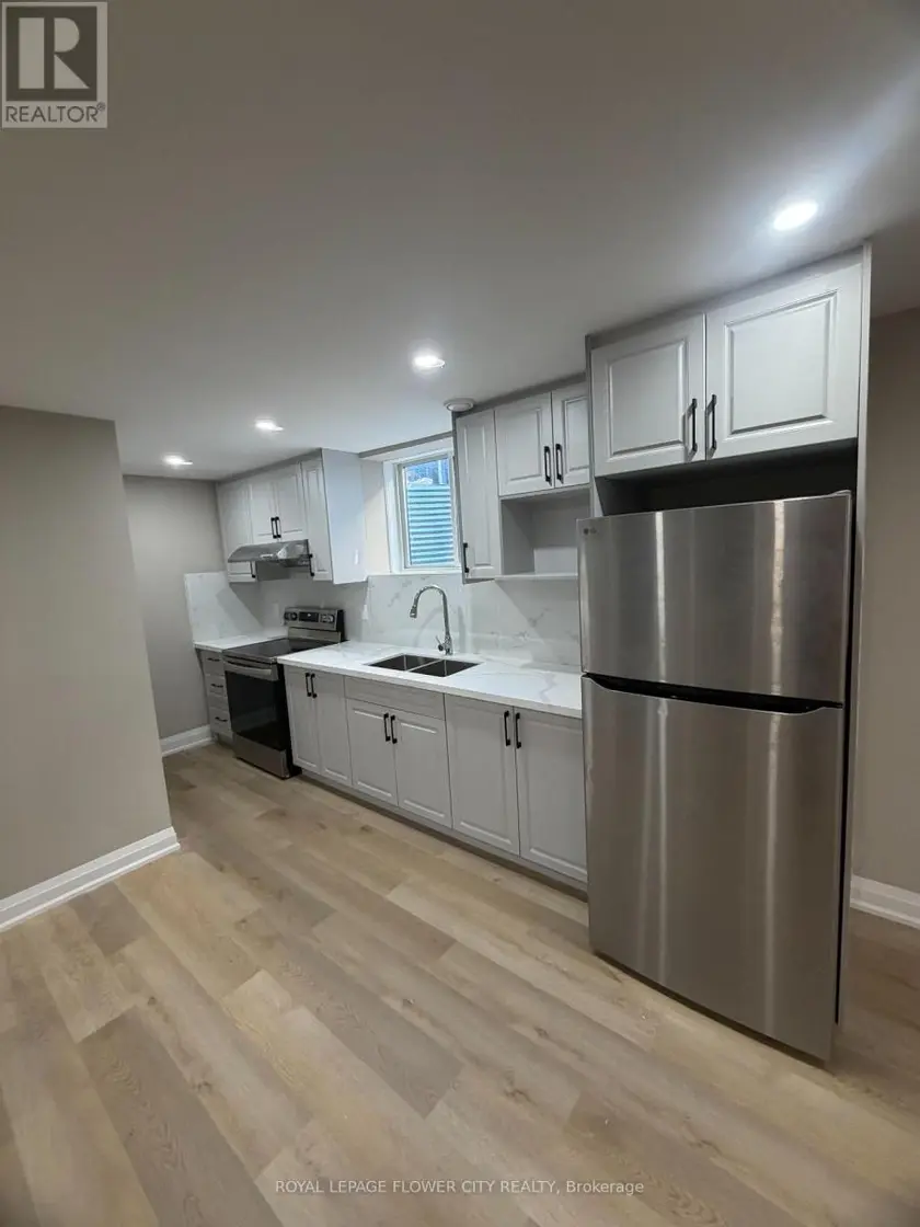 Detached at BASEMENT - 3830 PETALPATH WAY, London