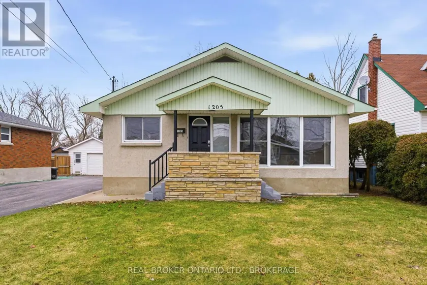 Detached at 1205 OSBORNE AVENUE, Cornwall
