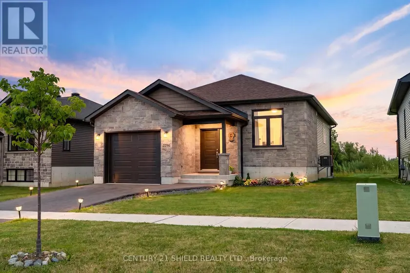 Detached at 2296 CREWSON COURT, Cornwall
