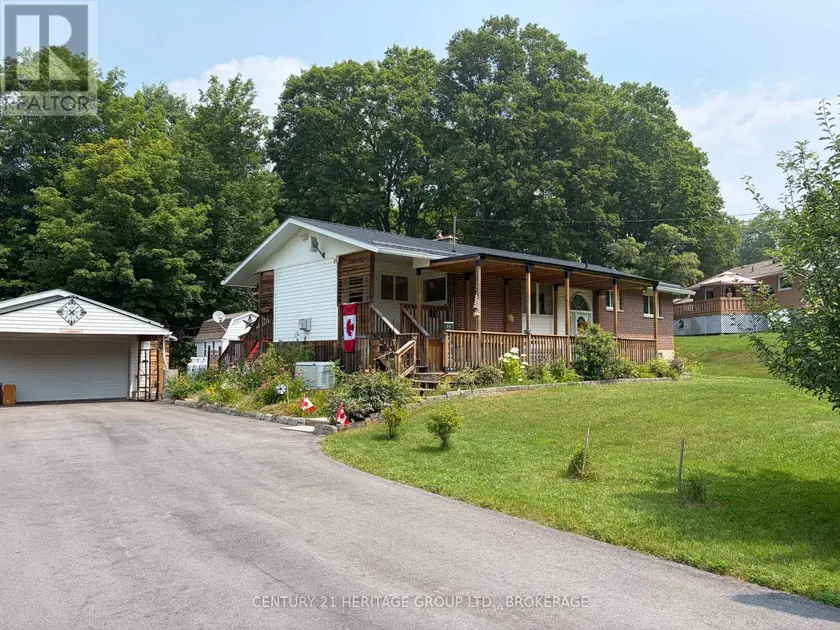 Detached at 4309 MAPLE DRIVE, Frontenac