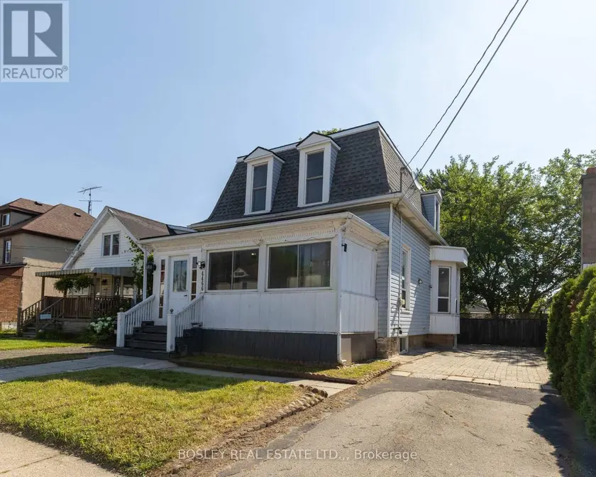 Detached at 4466 FOURTH AVENUE, Niagara Falls