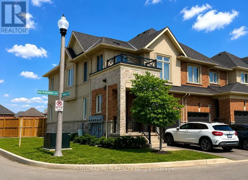 Townhouse at 30 MOCKINGBIRD LANE, Hamilton