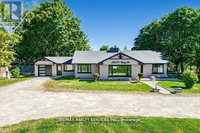 Detached at 633271 HWY 10, Mono