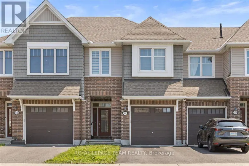Townhouse at 552 JACKDAW AVENUE, Ottawa