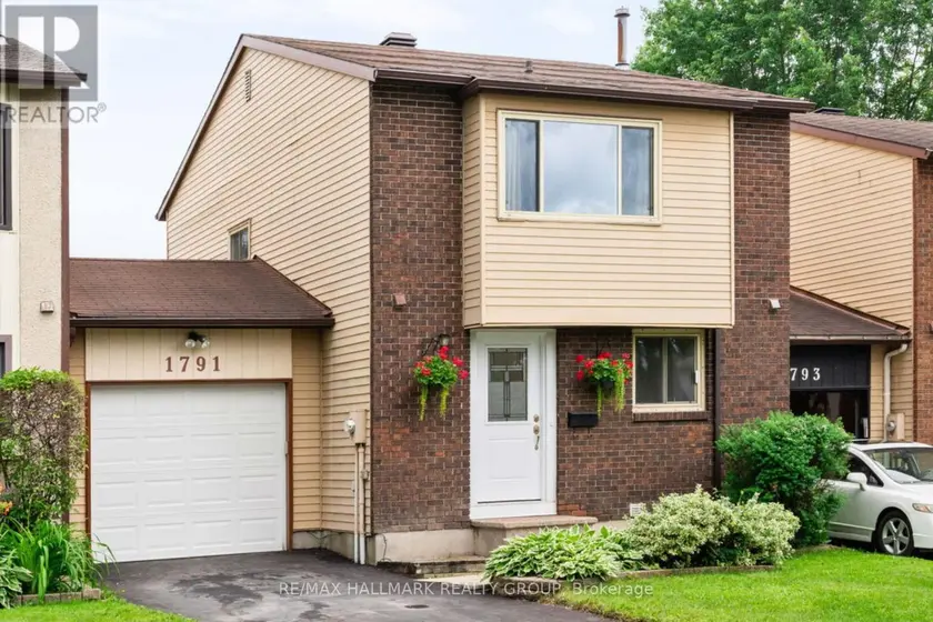 Townhouse at 1791 LAMOUREUX DRIVE, Ottawa
