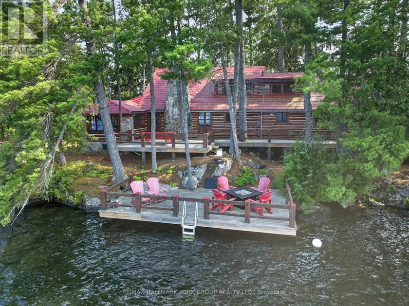 Detached at 12 EASTLAND ISLAND, Havelock-Belmont-Methuen