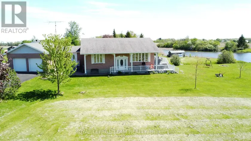 Detached at 11708 BREEZEWOOD AVENUE S, South Dundas