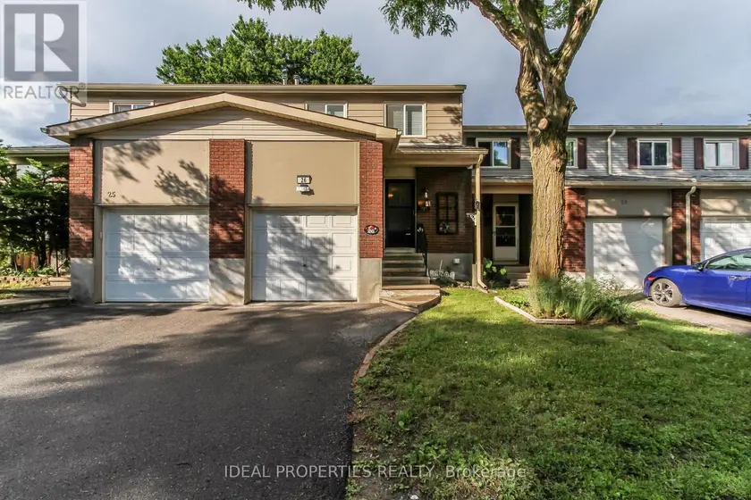 Townhouse at 26 - 2415 SOUTHVALE CRESCENT, Ottawa