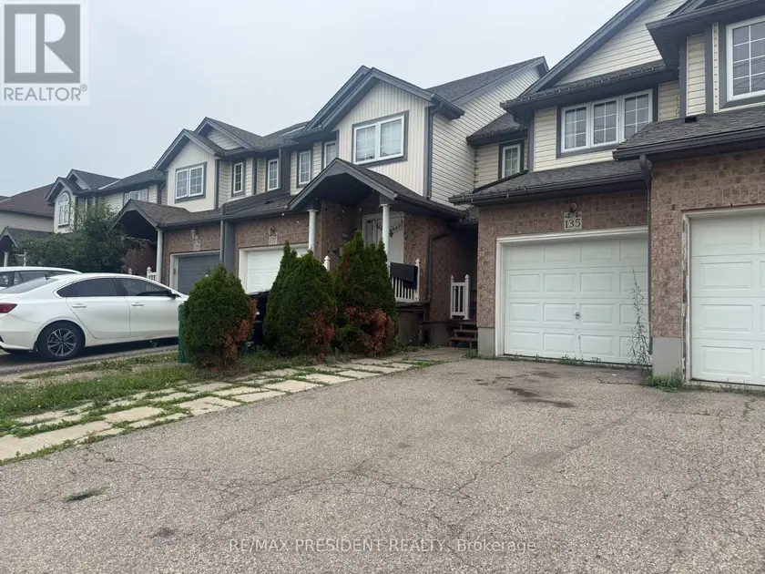 Townhouse at 135 ACTIVA AVENUE, Kitchener