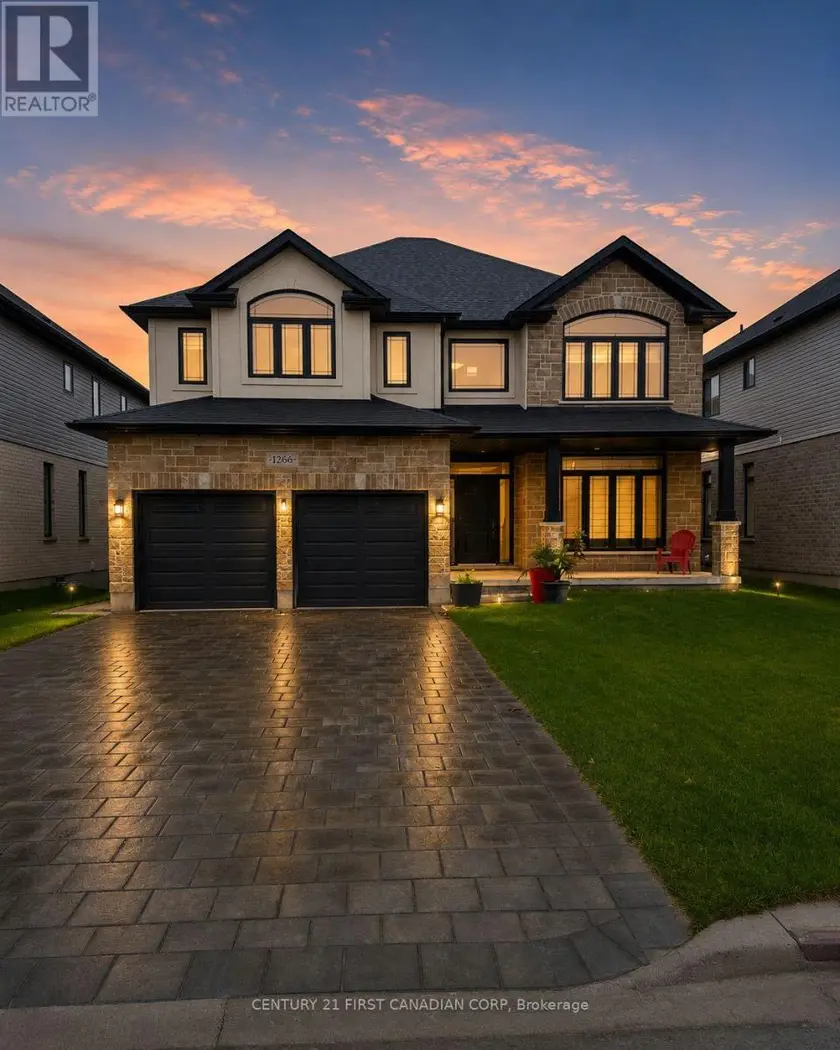 Detached at 1266 SILVERFOX DRIVE, London